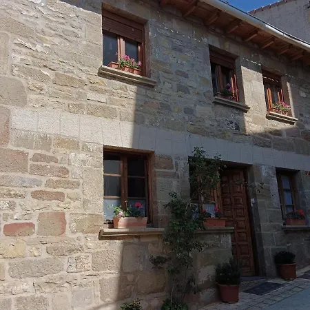 Сasa de vacaciones Casa Lorente En *