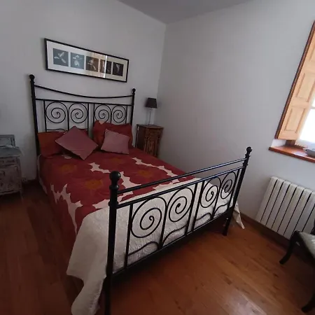 Casa Lorente En Сasa de vacaciones Isuerre