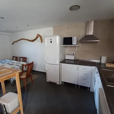 Casa Lorente En בית נופש