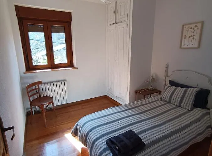 Feriehus Casa Lorente En Isuerre